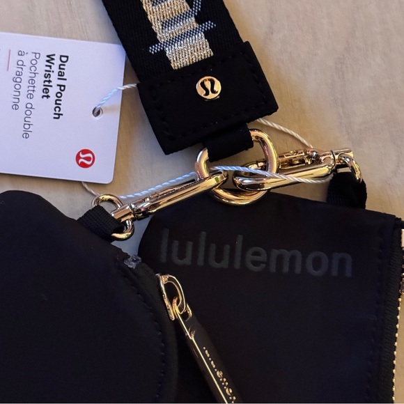 NWT - Lululemon Dual Pouch Wristlet Black with Gold Hardware and Logo - Picture 3 of 13